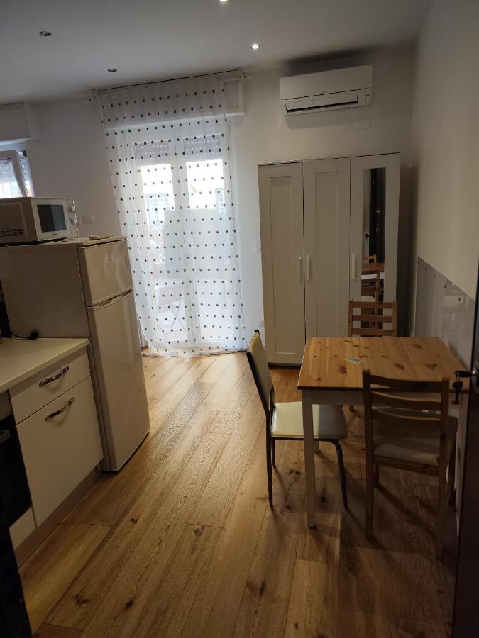 Ak Holidays Apartments 81 Болонья Экстерьер фото