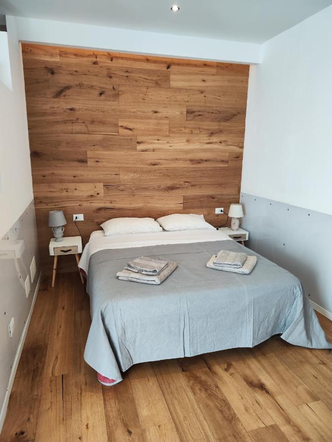 Ak Holidays Apartments 81 Болонья Экстерьер фото